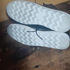 新品に近い靴の画像