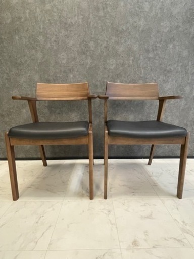 ダイニングチェア　2脚　ブラウン