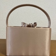 4℃ ハンドバック　フォーマルの画像