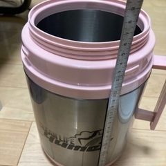 【さらにお値下げしました】まだまだ暑い日が続きます。保冷 大型水筒の画像