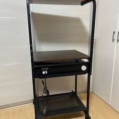 【取り下げ中】ワークデスク(上段と足元に収納あり)の画像