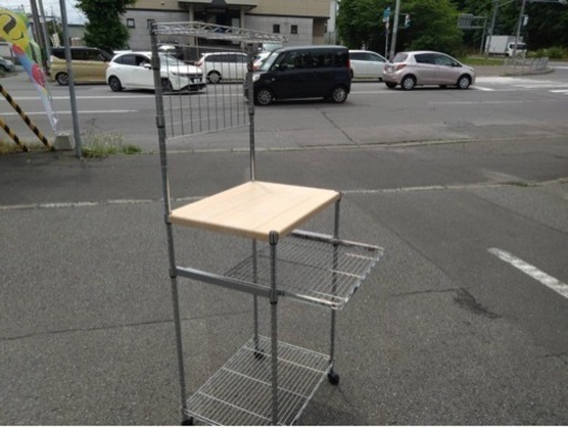 ● E) ルミナス スチールラック レンジ台 キャスター付 25mm 木目調棚 幅60cm 3段幅 59.5×奥行44.5×高さ155cm  便利 棚 収納 中古 ③