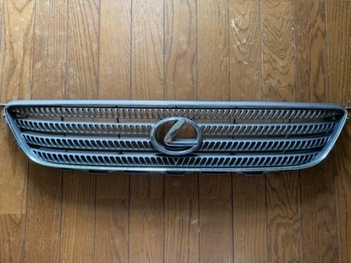 トヨタ　アルテッツァ　レクサスグリル