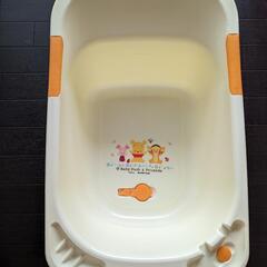 ベビーバス　バス補助ネット　アカチャンホンポの画像