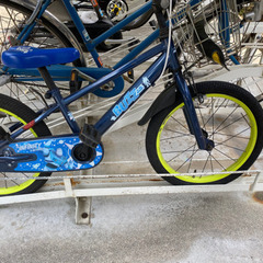 バズライトイヤー　自転車　18インチ