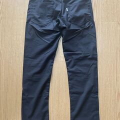 リーバイス　チノパン　ウエスト２９インチ　股下６８センチ　黒の画像