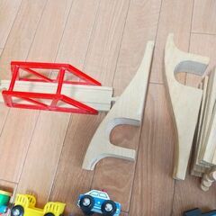 木製電車セットの画像