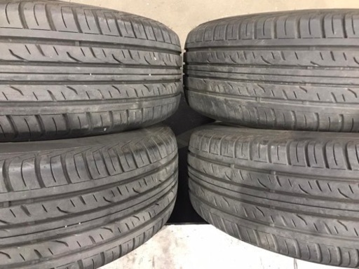タイヤ　275/65R17 115H 4つ