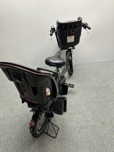 お買い得品　3人乗り電動自転車　ヤマハパスKISS 子供乗せシート付き　