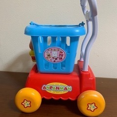 アンパンマンお買い物カートの画像