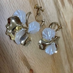 イヤリング5点セット　ハンドメイド　スリーコインズの画像