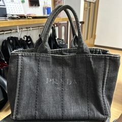 PRADA カナパ　鞄