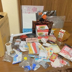 【あげます】＊日用品、生活雑貨など諸々詰め合わせセット福袋＊の画像