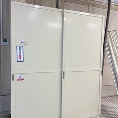 中古　アルミサッシ　店舗引き戸　2枚  枠・レール付き
