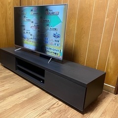 テレビとテレビ台43インチ