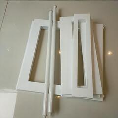 洗面台下収納ラック（幅調整可）の画像