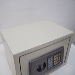 電子テンキー式 金庫 中型 家庭用18.5L 緊急キー付 (FA25)の画像