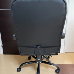 PUレザーのオフィスチェアの販売の画像