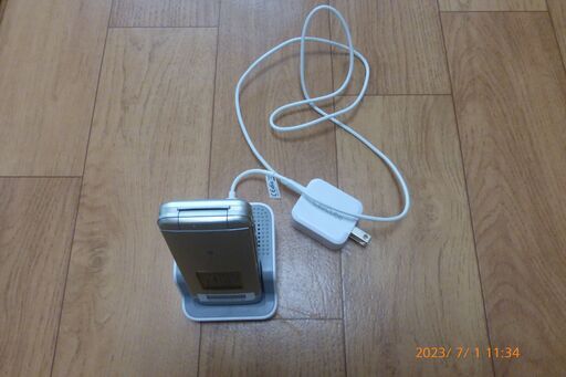 【値下げ】【実家で不要になったシリーズ】ガラケーKYF41