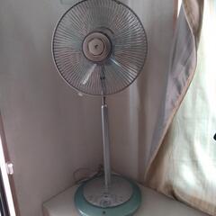 ▷美品  背高い高機能デザイン扇風機の画像