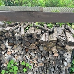 薪棚の画像