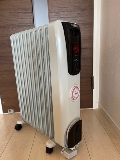 デロンギ　オイルヒーター