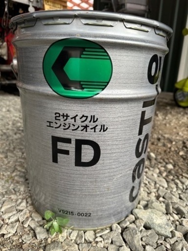 値下げ新品??2サイクルエンジンオイル　20ℓ 未開封