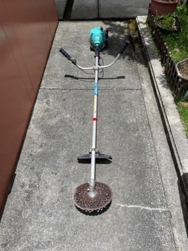 草刈り機（ロビン）