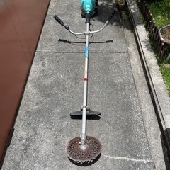 草刈り機（ロビン）