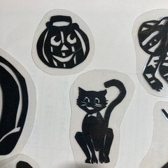 ハロウィン　手作り　切り絵　ラミネート加工してますの画像