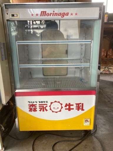レトロ冷蔵庫