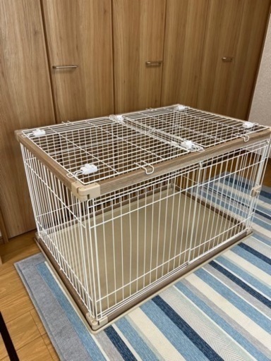 アイリスオーヤマ　屋根付きペットゲージ