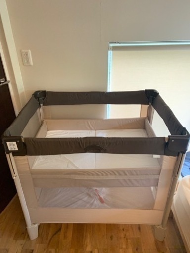 [美品]ココネルエアー/ベビーベッド