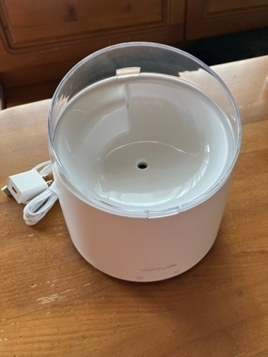 犬.猫 給水器 わが家のアイドル お水ごくごく君