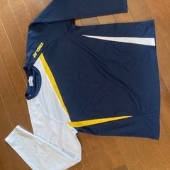 テニスウェア　長袖1