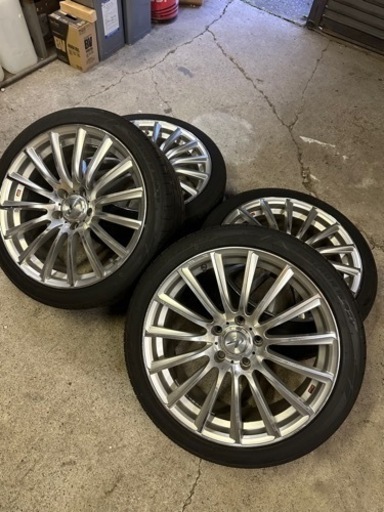 レオニス 18インチ！セダン、ミニバンに！