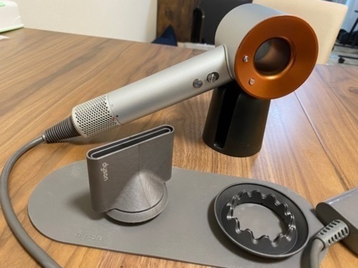 dyson ダイソン ヘアドライヤー HD03（限定色：オレンジ）