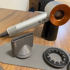 dyson ダイソン ヘアドライヤー HD03（限定色：オレンジ）