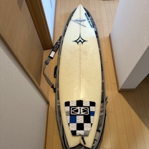 中古のサーフボード