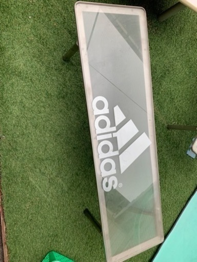 【希少】adidasのテーブル