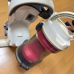 パナソニック製掃除機(狭い所でも掃除機能付き)の画像