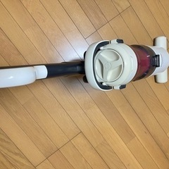 パナソニック製掃除機(狭い所でも掃除機能付き)