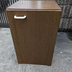 カラーボックス（扉付き）