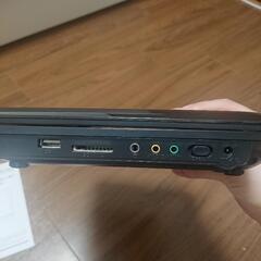 Qriom ポータブルDVDプレーヤー(ACアダプタ無し)の画像