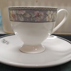 アフタヌーンティのペアカップ（中古）の画像