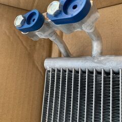 【全国配送可能】【手渡し：愛知県一宮市】BMW エアコン AC コンデンサ Sunbelt Radiators製 BMW 3シリーズ E90 E91 E92 E93 335i Z4 135i PM35 VB35 UV35 VS35 KG35 WB35 DX35 WL35の画像