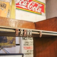《売約済》【武蔵小山店】   運搬無料サービスあり 本棚　ブックシェルフ　シェルフ　古書棚　昭和　レトロ　ビンテージ　大きい　什器　店舗　ラック　杉　無垢　日本製　希少　検　くさび　楔の画像