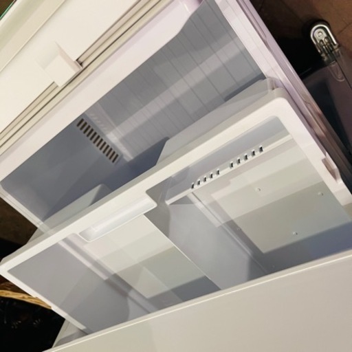 【売約済】三菱電機 MITSUBISHI ELECTRIC MR-CX33F-W [冷蔵庫 （330L・右開き） 3ドア  大型　ファミリーサイズ　自動製氷　製氷機能　付き　2020年製