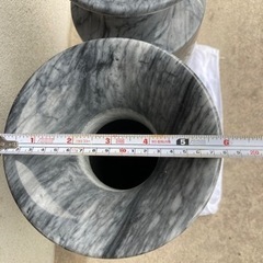 大理石の花瓶　2本セットの画像
