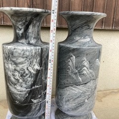 大理石の花瓶　2本セットの画像